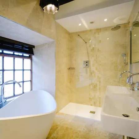 Beautiful Grade 2 Listed Building - West Wing Tatil Evi *