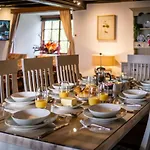 Beautiful Grade 2 Listed Building - West Wing *