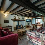 Beautiful Grade 2 Listed Building - West Wing * Bowness-on-Windermere