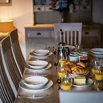 Beautiful Grade 2 Listed Building - West Wing * ボウネス＝オン＝ウィンダミア