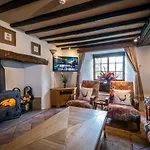 Casa vacanze Beautiful Grade 2 Listed Building - West Wing