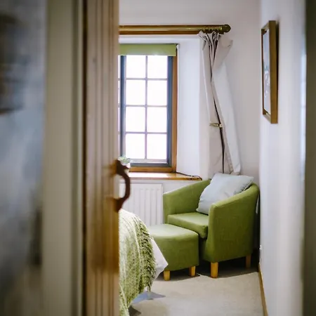 Beautiful Grade 2 Listed Building - West Wing * Bowness-on-Windermere