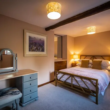 Dom wakacyjny Beautiful Grade 2 Listed Building - West Wing