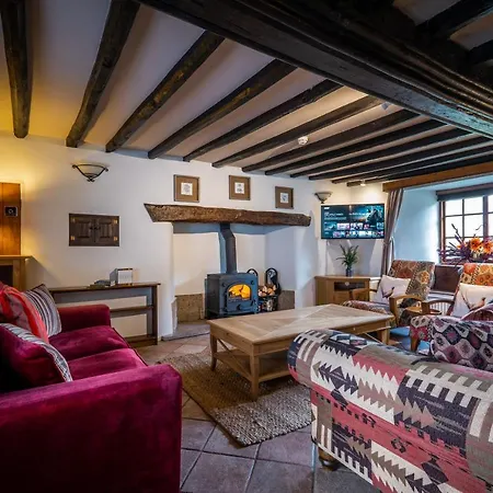 Holiday home Beautiful Grade 2 Listed Building - West Wing Bowness-on-Windermere