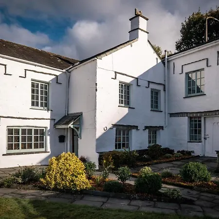 Beautiful Grade 2 Listed Building - West Wing *