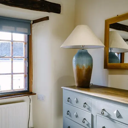 Beautiful Grade 2 Listed Building - West Wing Feriehus Bowness-on-Windermere