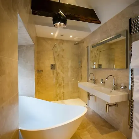 Beautiful Grade 2 Listed Building - West Wing Feriehus