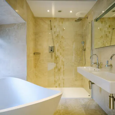 Beautiful Grade 2 Listed Building - West Wing Feriehus *